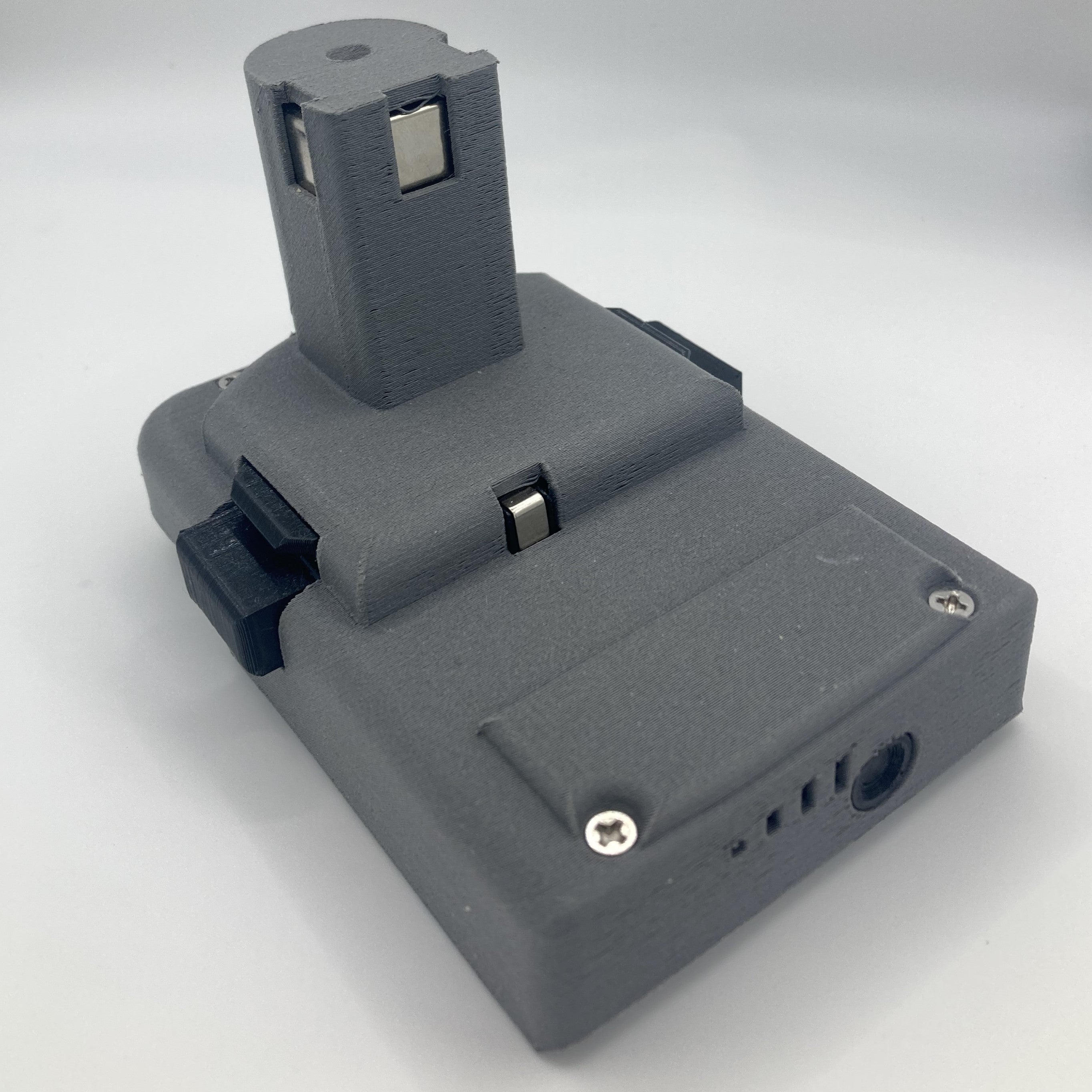 18V Universal Battery Adapter